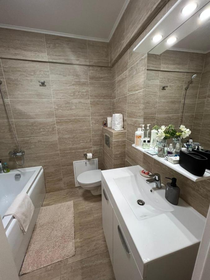 Chic Apartament Complex Inamstro Iasi Bagian luar foto