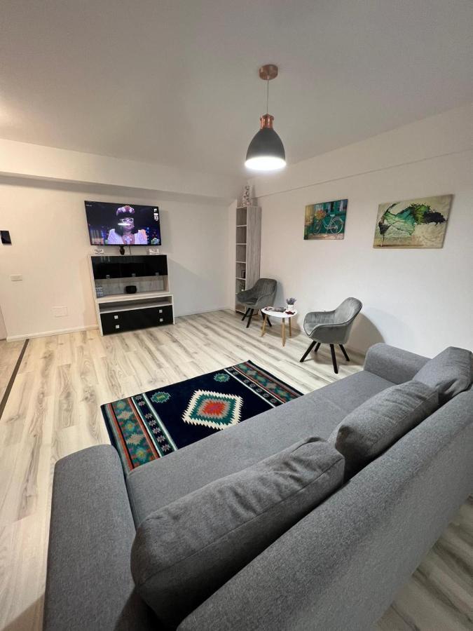 Chic Apartament Complex Inamstro Iasi Bagian luar foto